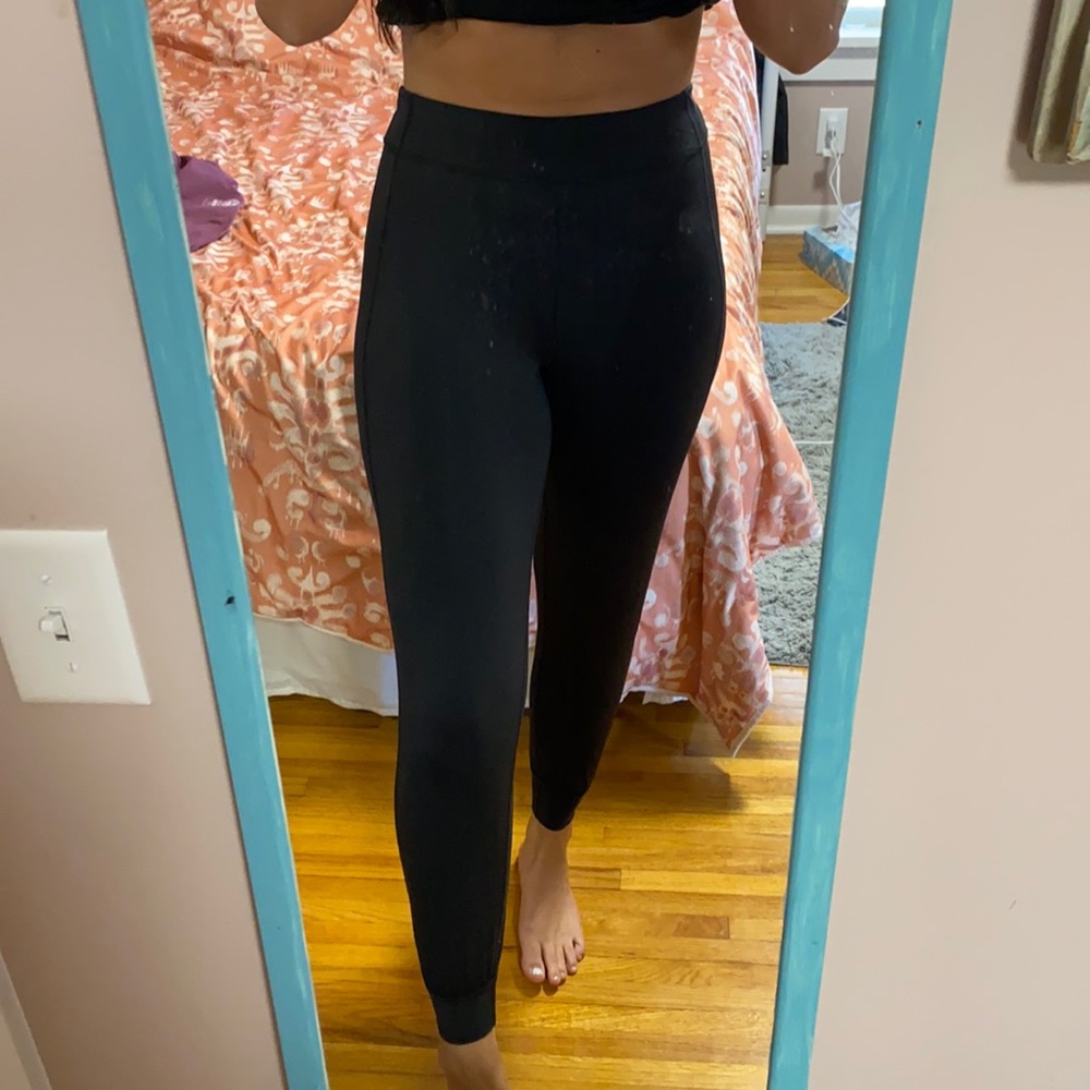 LUCY joggers